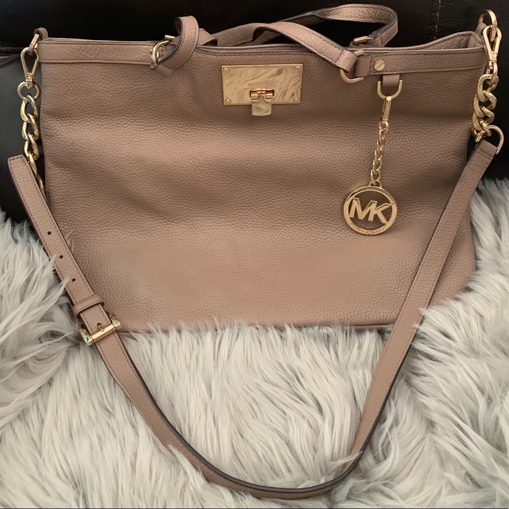 Michael Kors Large Sling/Body Bag